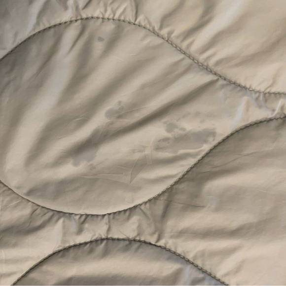 Wilfred free, women’s size medium, quilted shirt jacket (not black) - Picture 13 of 14